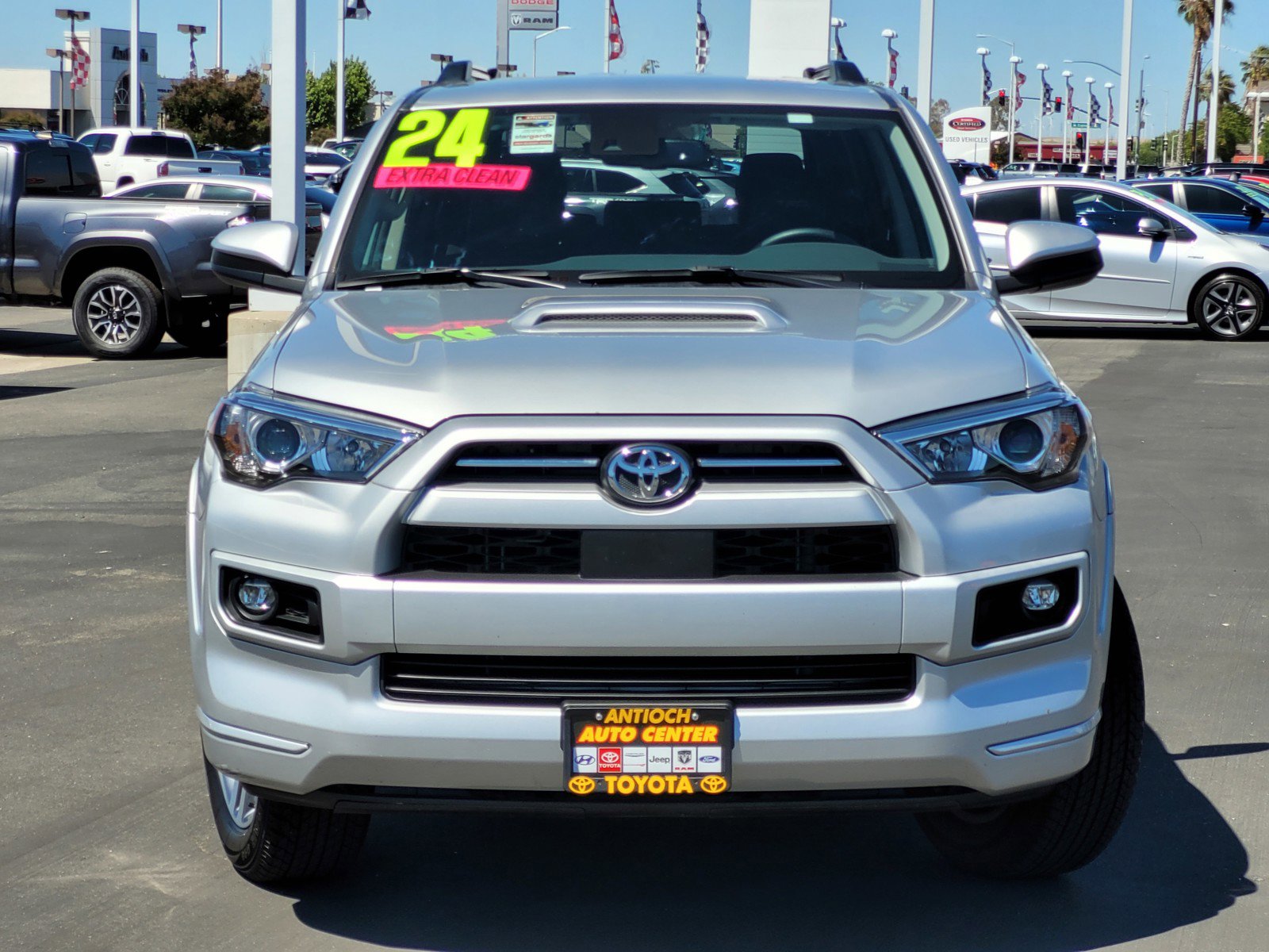 2024 Toyota 4Runner TRD Sport photo 2