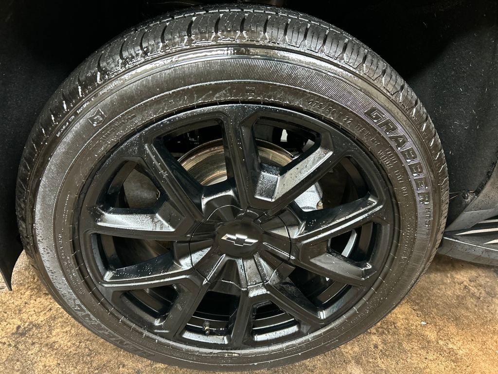 2021 Chevrolet Tahoe RST photo 4