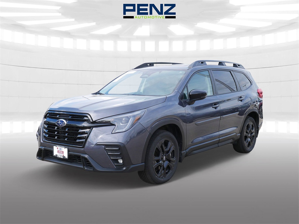 2025 Subaru Ascent Onyx Edition Touring photo 3
