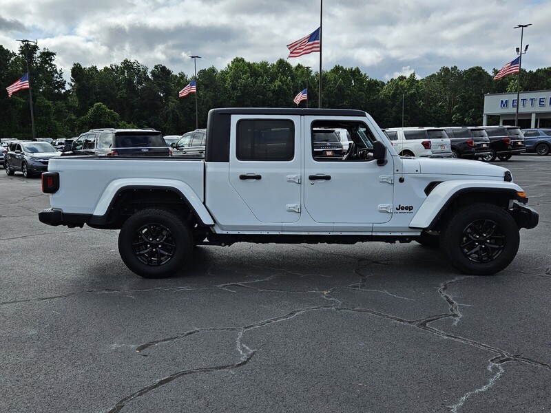 2022 Jeep Gladiator Sport S photo 11