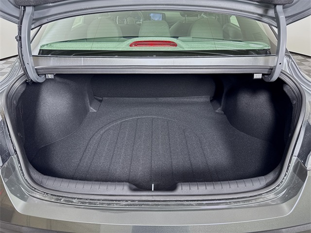 2025 Hyundai Elantra SEL Sport photo 28