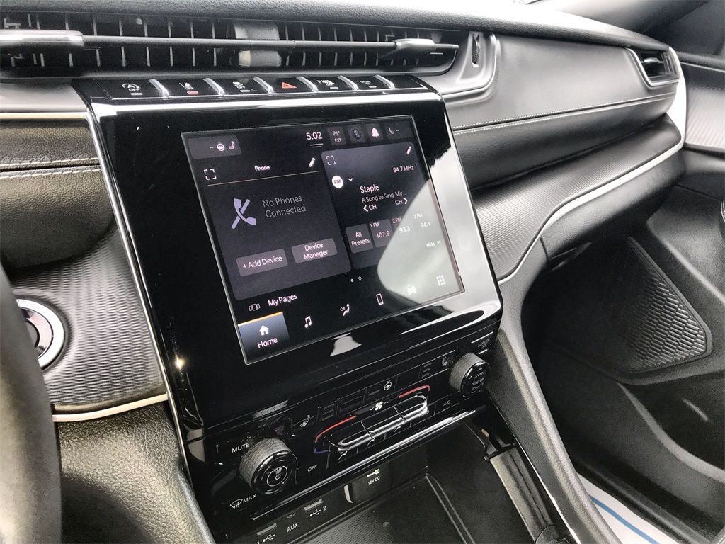 2023 Jeep Grand Cherokee Altitude photo 16