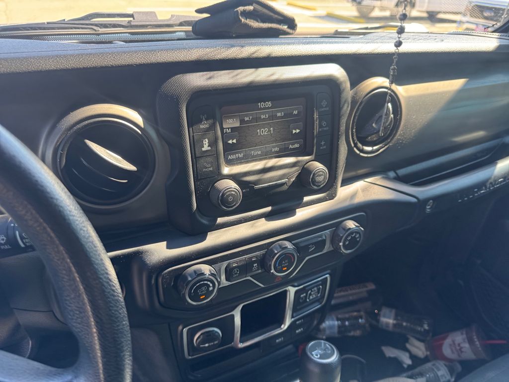 2019 Jeep Wrangler Unlimited Sport photo 11