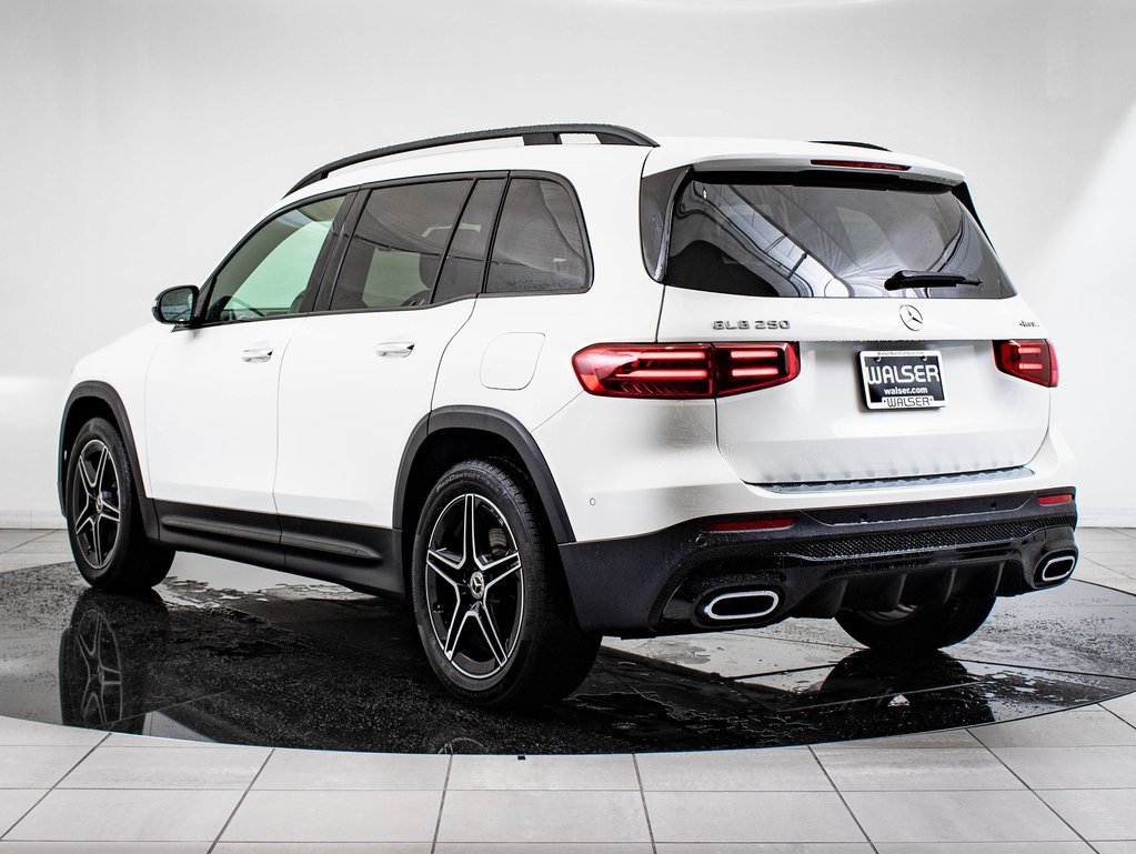 2024 Mercedes Benz GLB 250 4MATIC photo 2