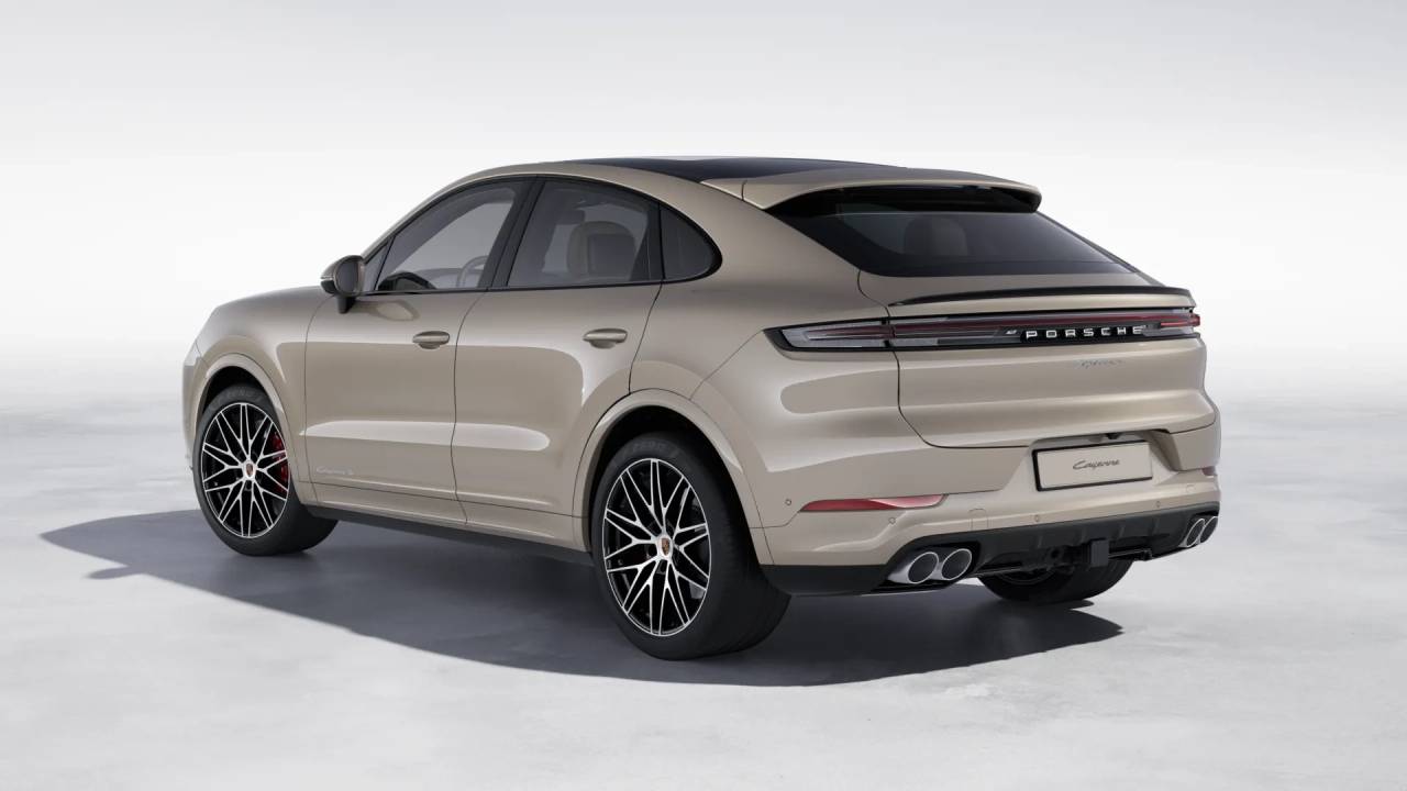 2026 Porsche Cayenne S Coupe photo 3