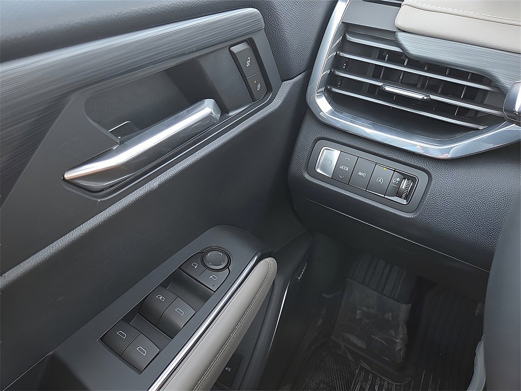 2026 Gmc Acadia Elevation photo 13