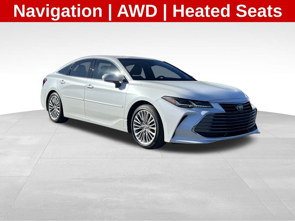 2021 Toyota Avalon Limited's photo