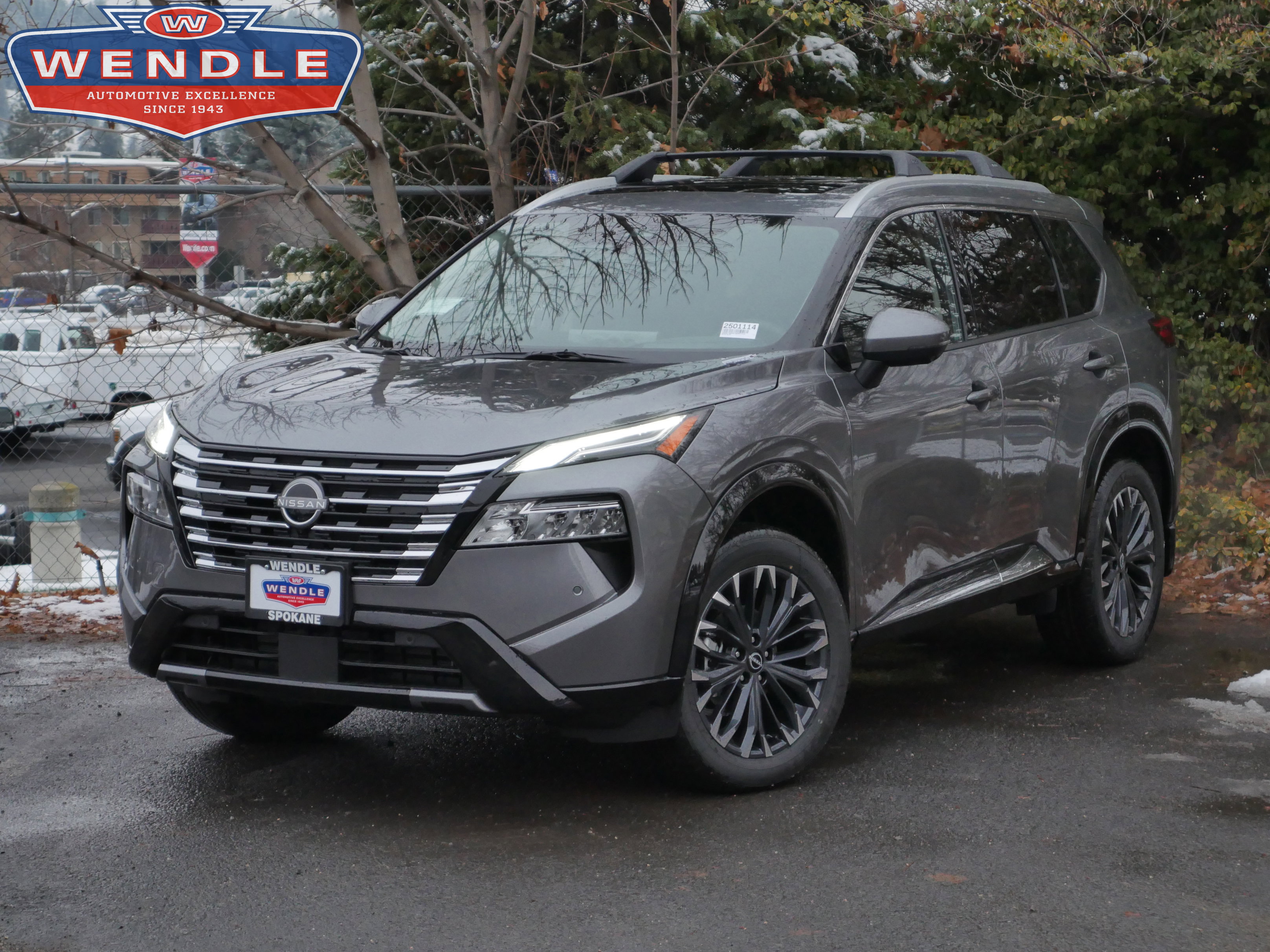 2026 Nissan Rogue Platinum's photo