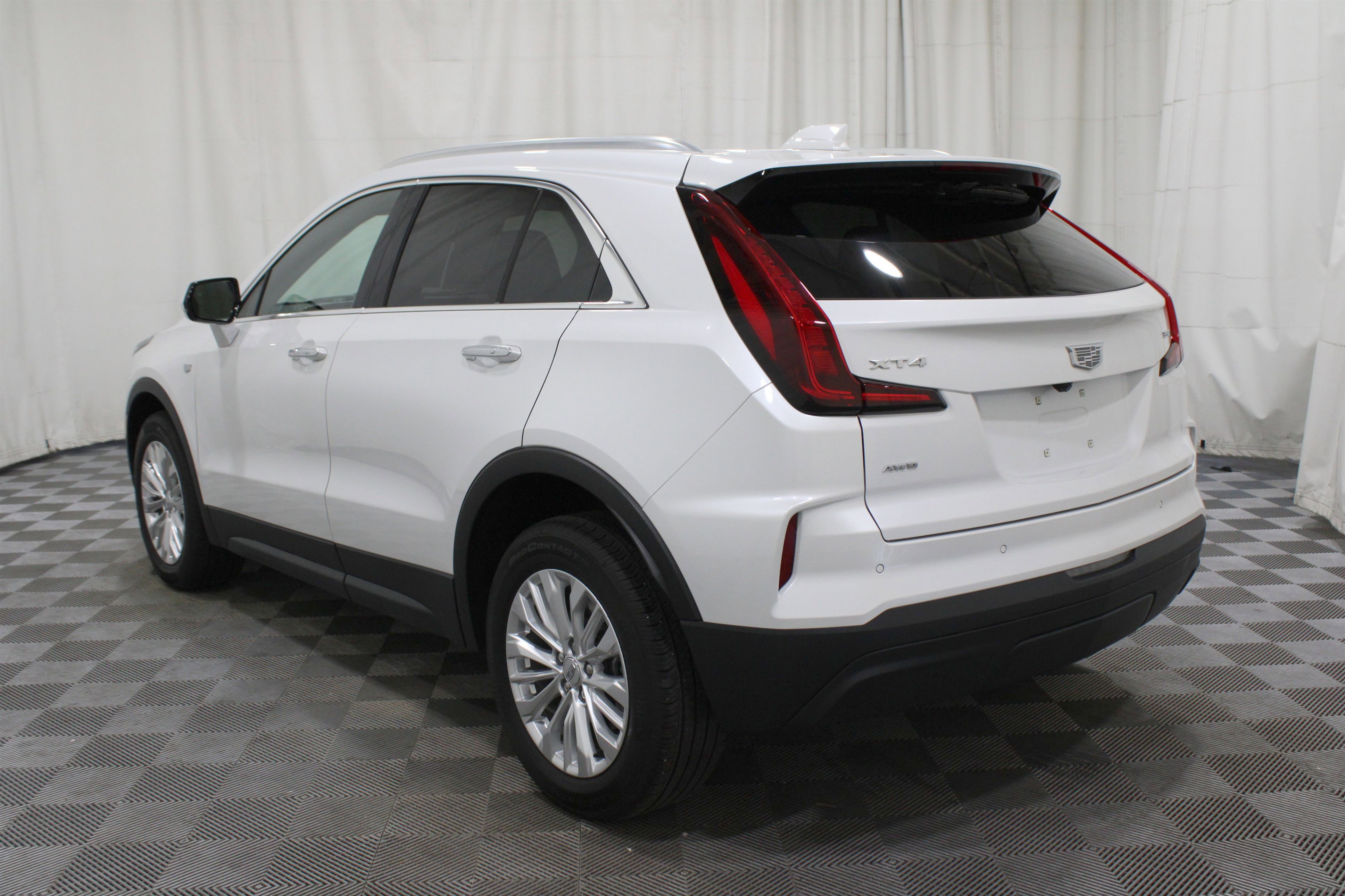 2024 Cadillac XT4 Luxury photo 27