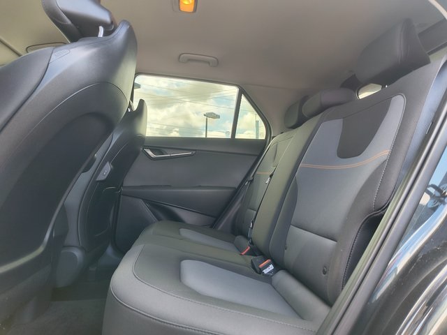 2024 Kia Niro LX photo 17