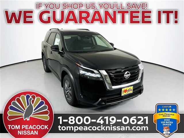 2025 Nissan Pathfinder SV's photo