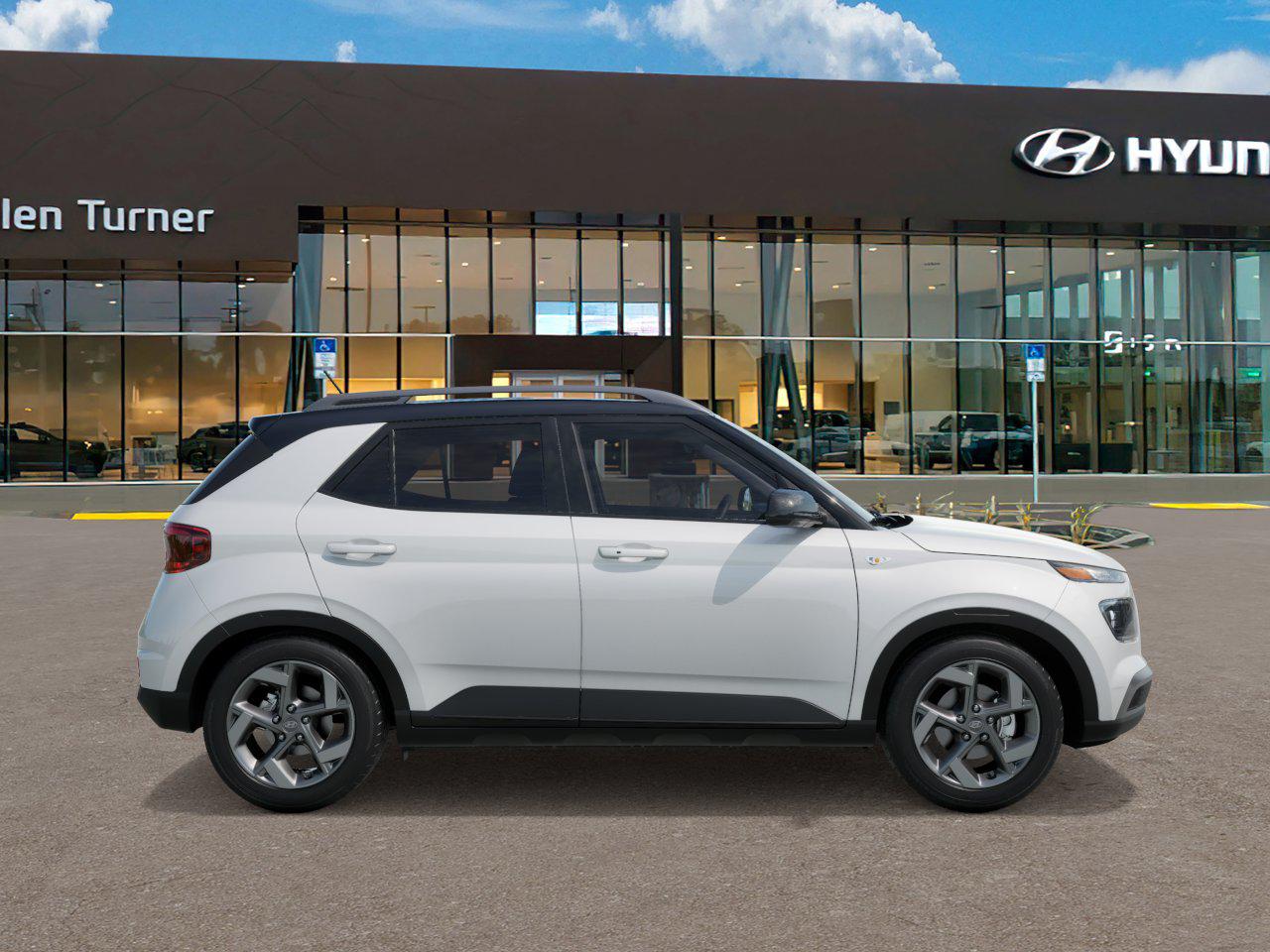 2025 Hyundai Venue Limited photo 5