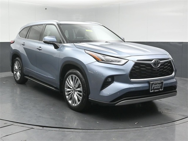2023 TOYOTA HIGHLANDER - Image 1