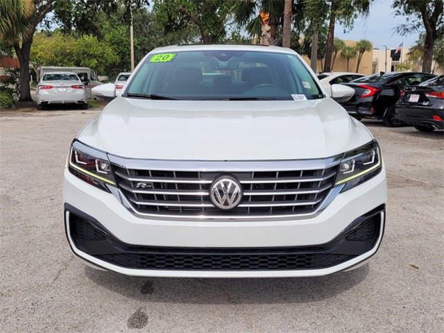 2020 Volkswagen Passat 2.0T R-Line photo 5
