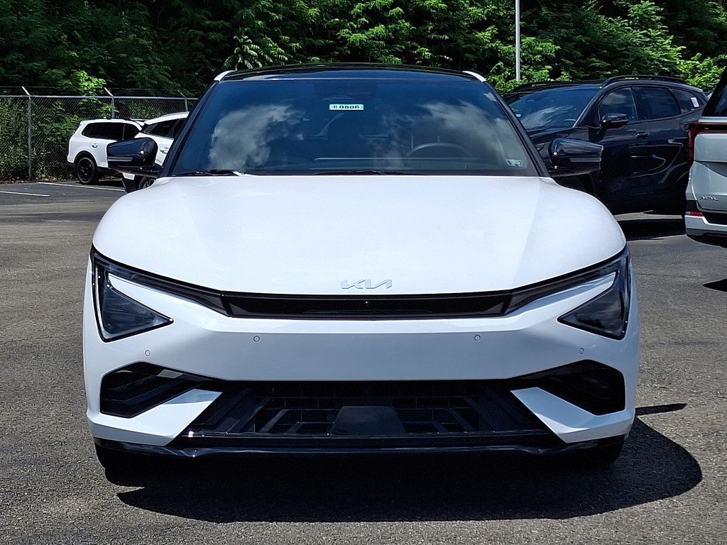 2025 Kia EV6 GT-Line photo 2
