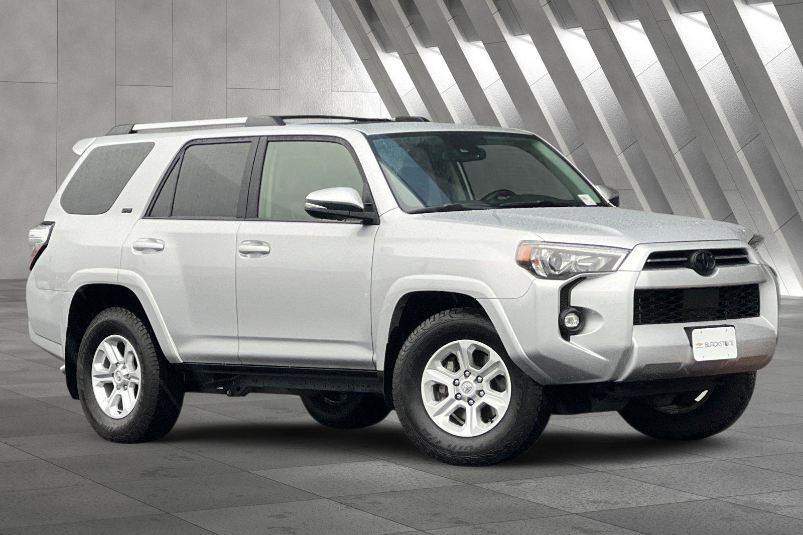 2022 Toyota 4Runner SR5 Premium's photo
