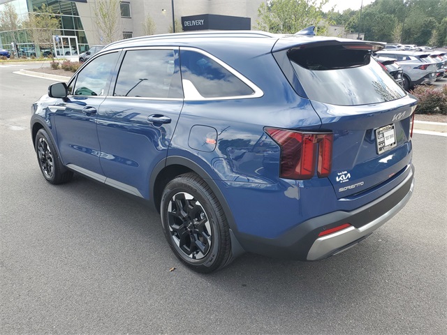 2026 Kia Sorento S photo 4
