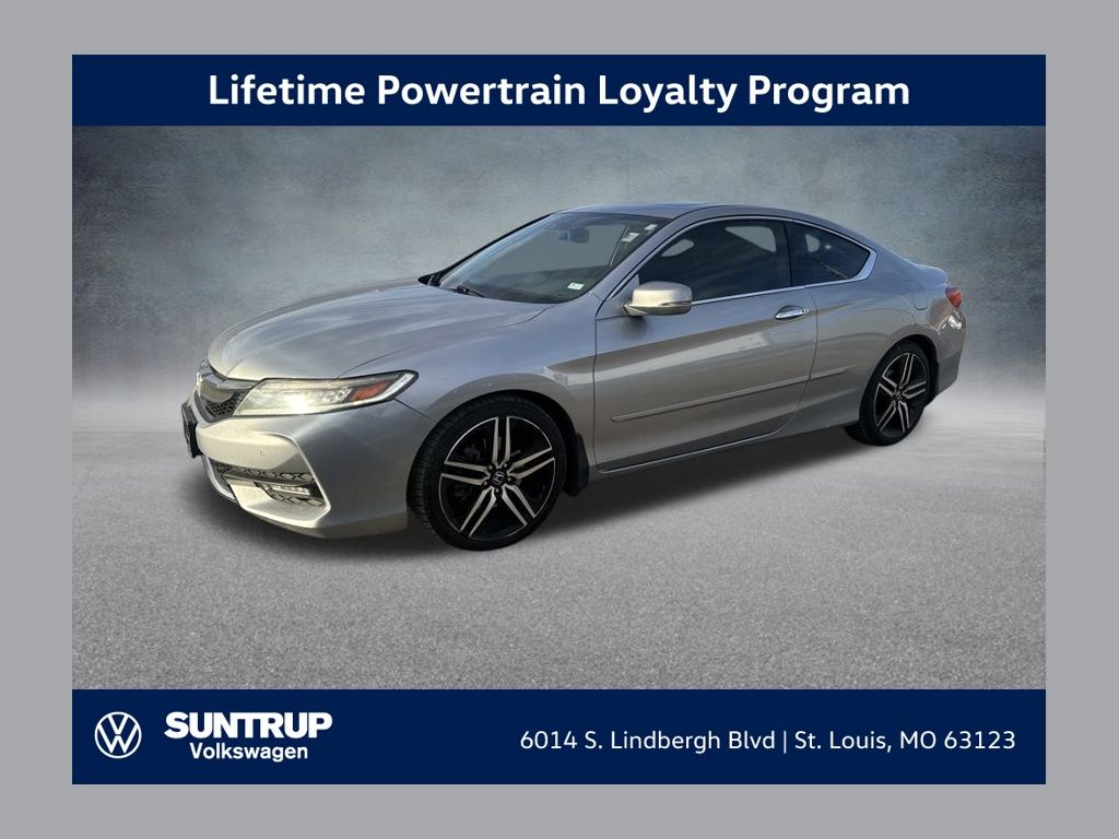 2016 Honda Accord Touring's photo