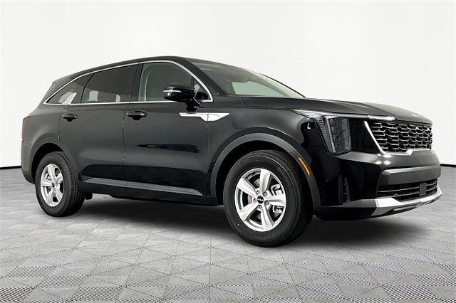 2026 Kia Sorento LX photo 3