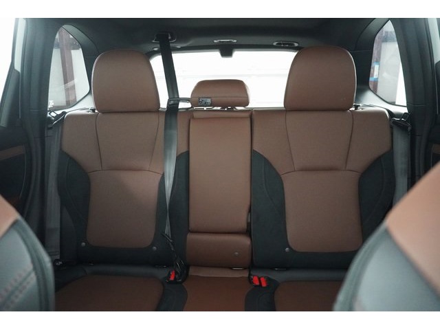 2025 Subaru Forester Touring photo 18