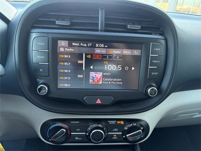 2022 Kia Soul LX photo 13