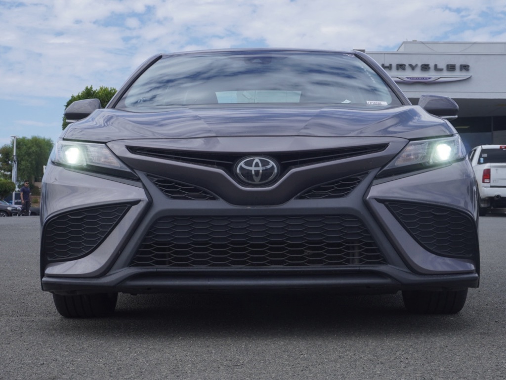2023 Toyota Camry SE photo 8