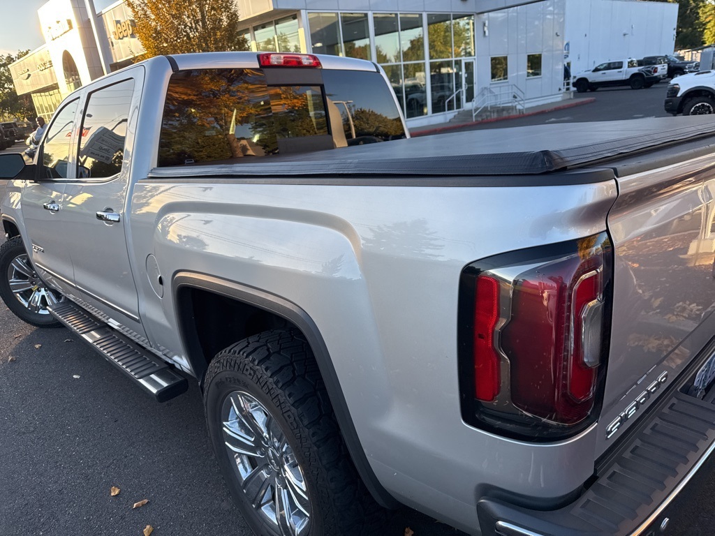 2017 Gmc Sierra 1500 SLT photo 4