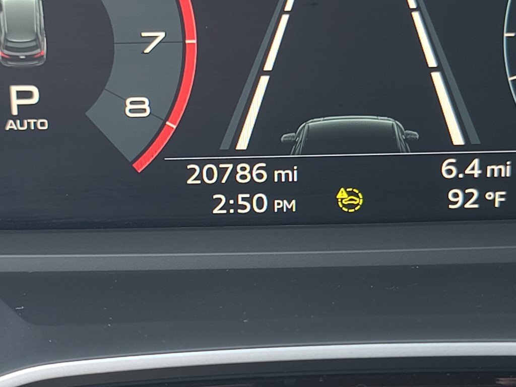 2022 Audi Q3 Premium photo 4
