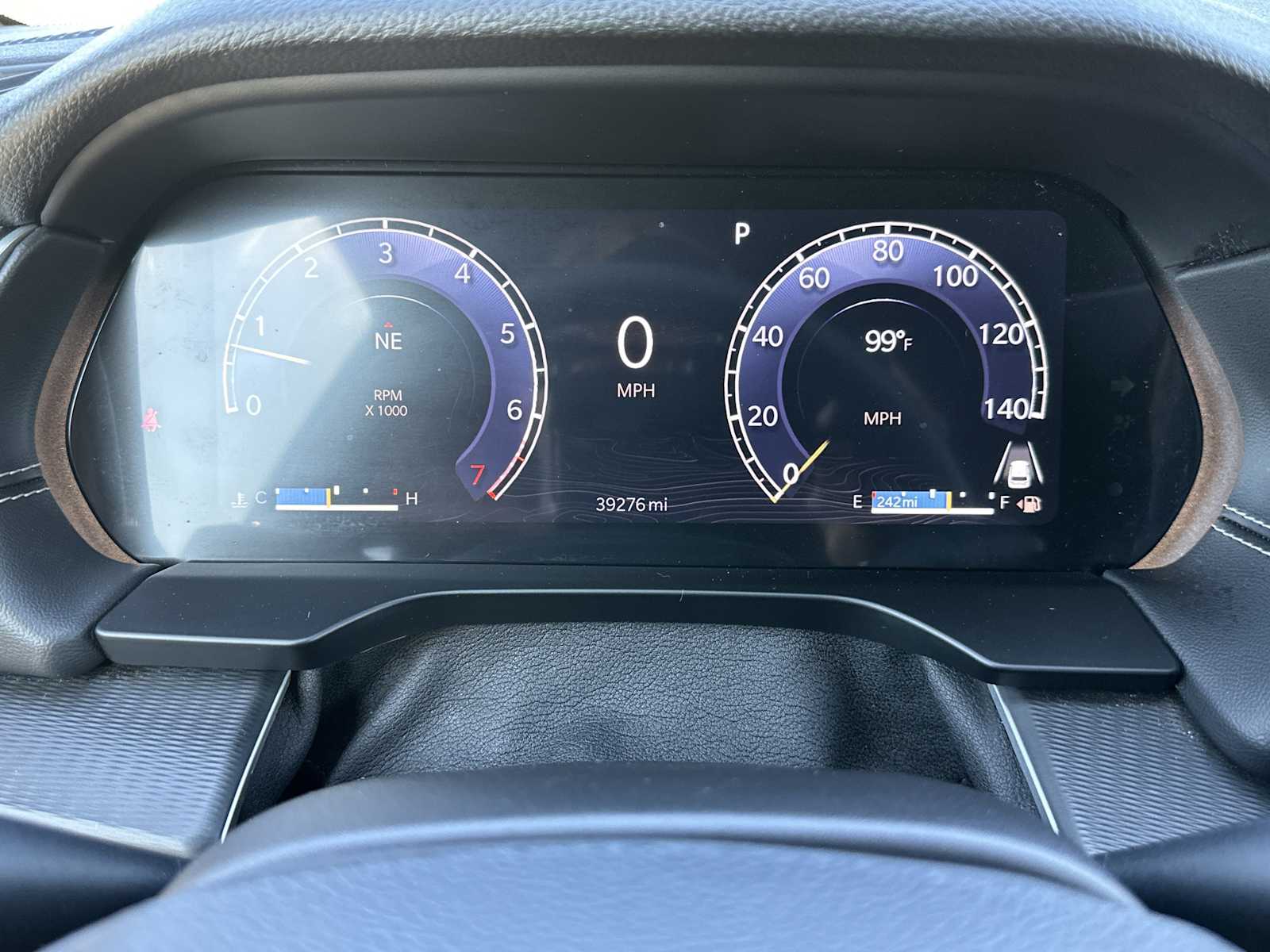 2024 Jeep Grand Cherokee Altitude photo 28