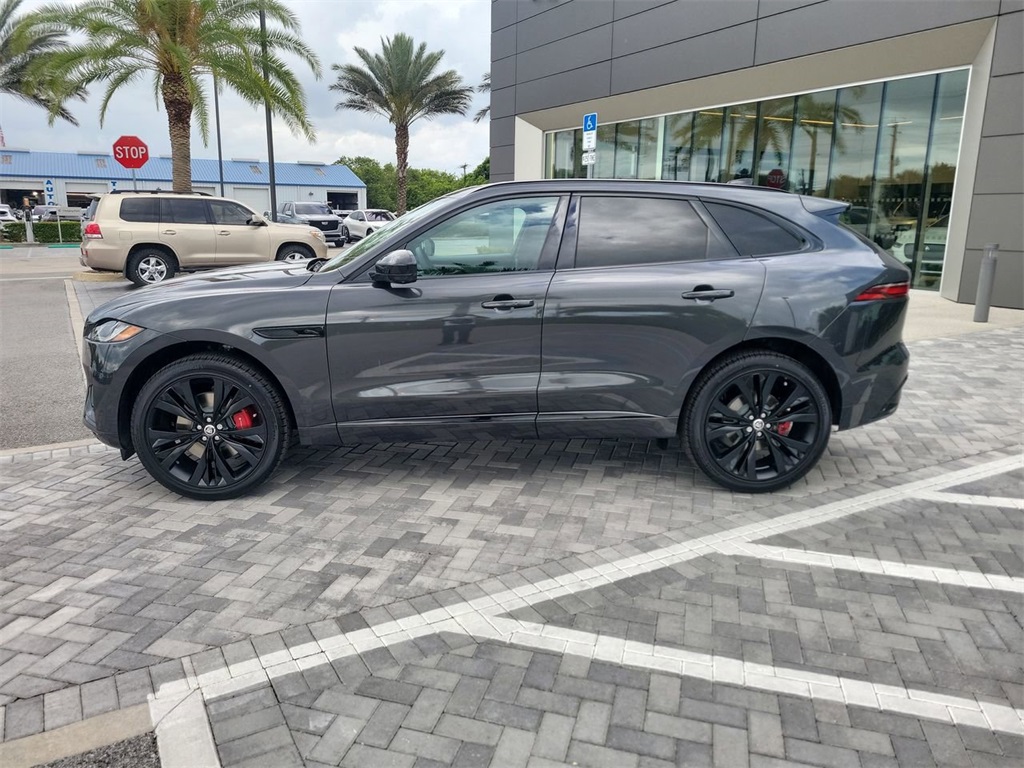 2026 Jaguar F-PACE P400 R-Dynamic S photo 2