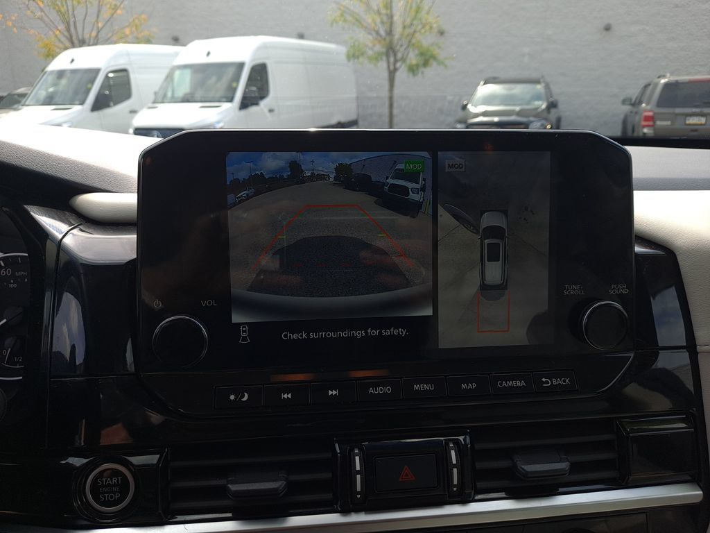 2024 Nissan Pathfinder SL photo 20