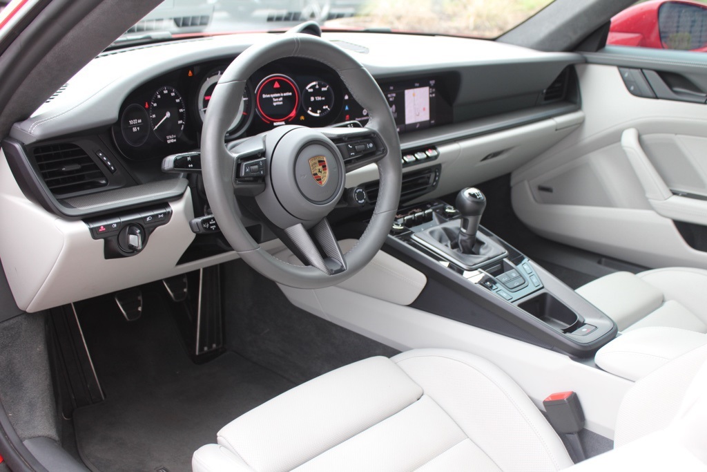 2024 Porsche 911 GTS Coupe photo 4