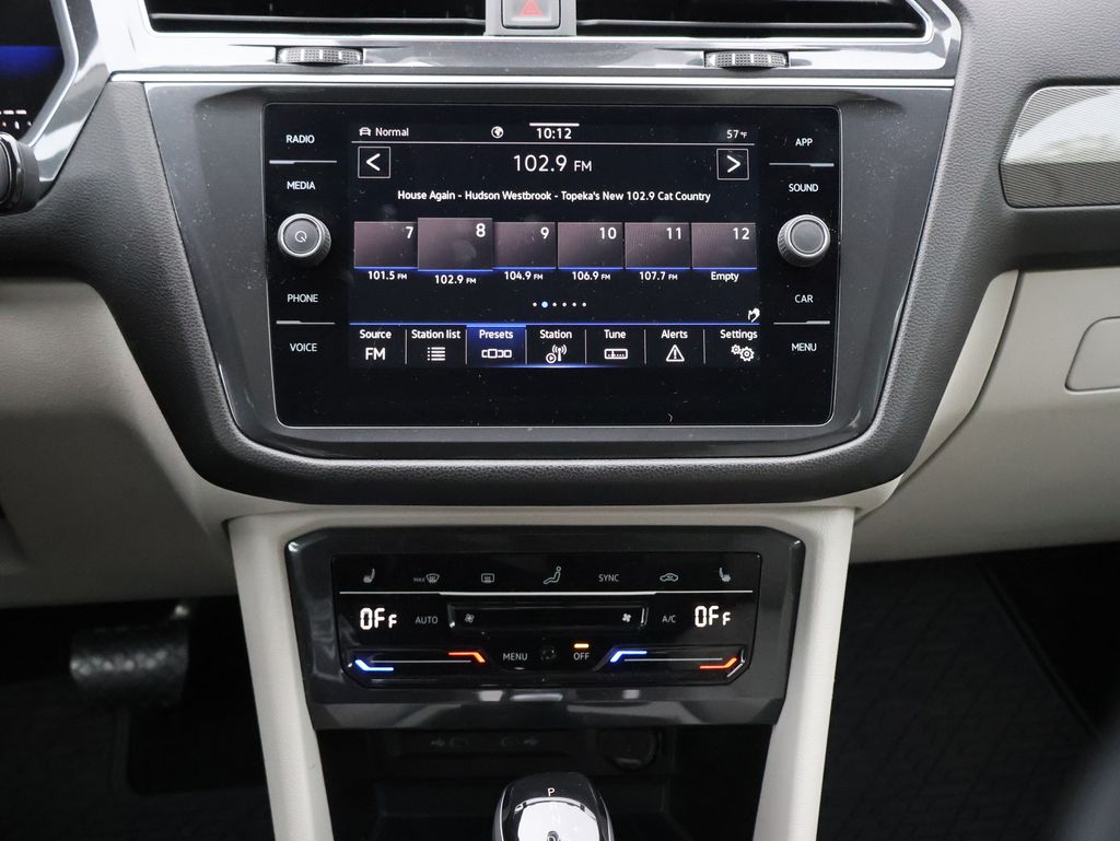 2024 Volkswagen Tiguan SE Wolfsburg Edition photo 17