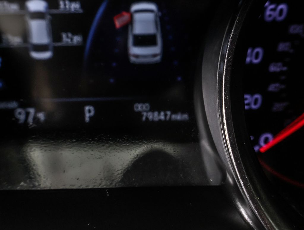 2022 Toyota Camry XSE photo 9