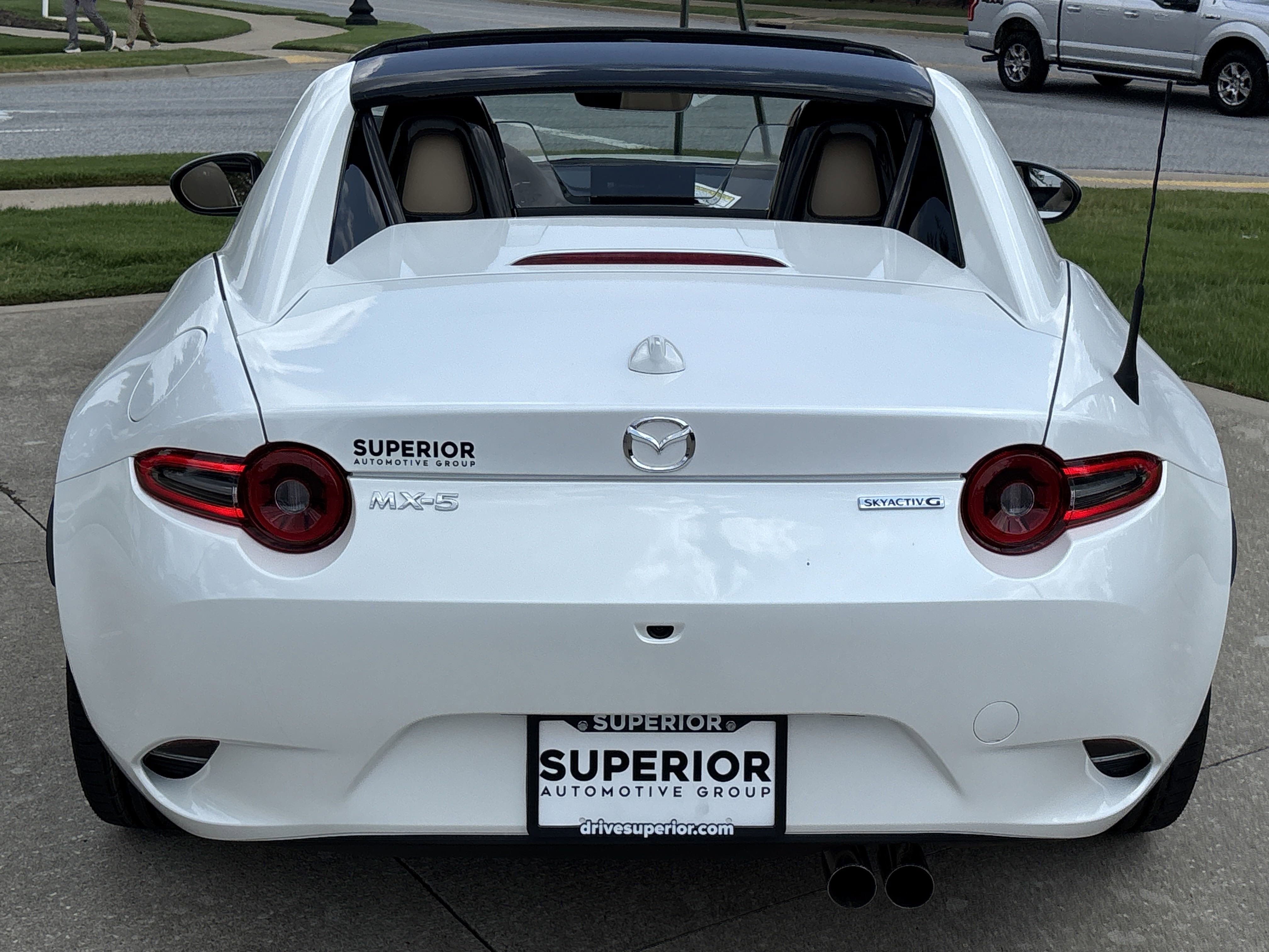 2025 Mazda MX-5 Miata Miata RF Grand Touring photo 2