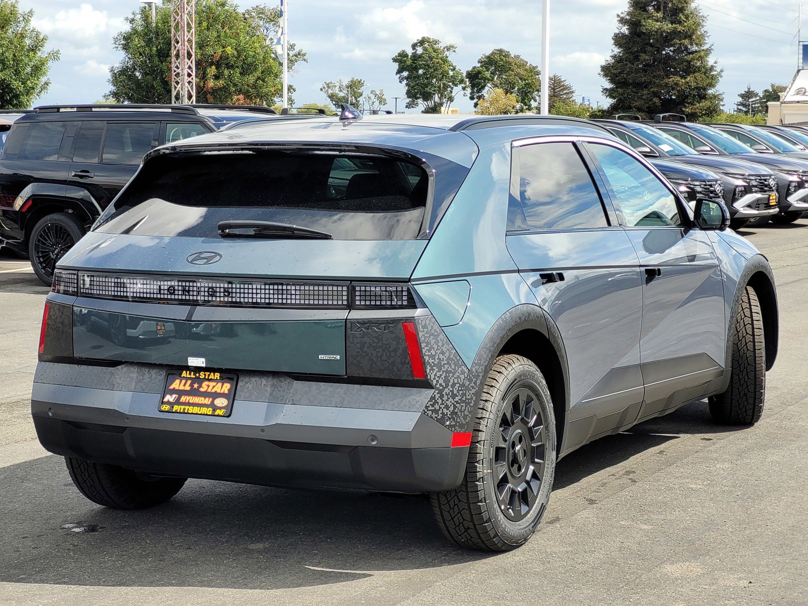 2025 Hyundai Ioniq 5 photo 2