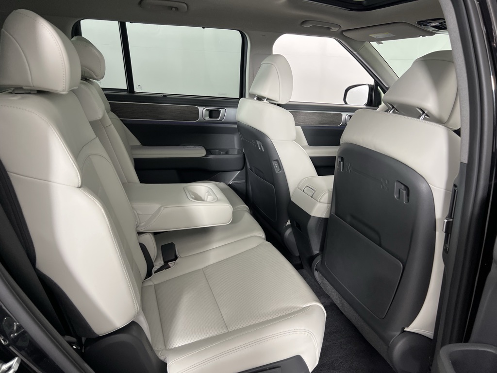 2024 Hyundai Santa Fe Limited photo 26