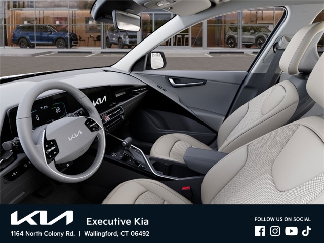 2025 Kia Niro EX photo 13