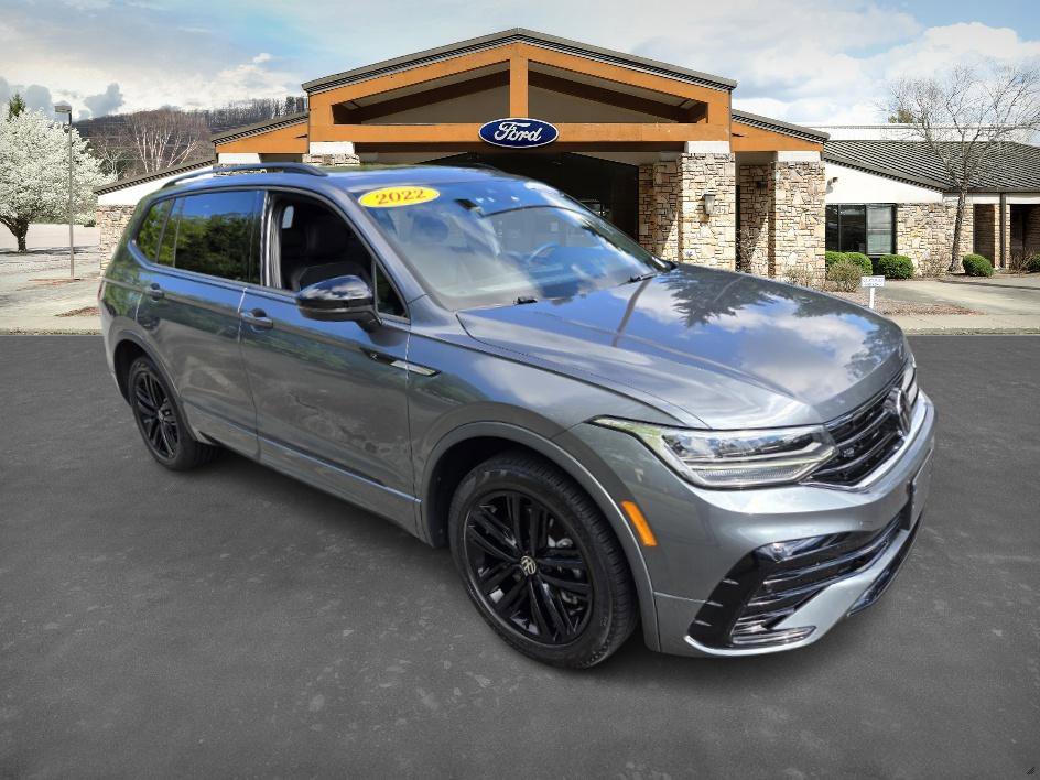 2022 Volkswagen Tiguan SE R-Line Black photo 3