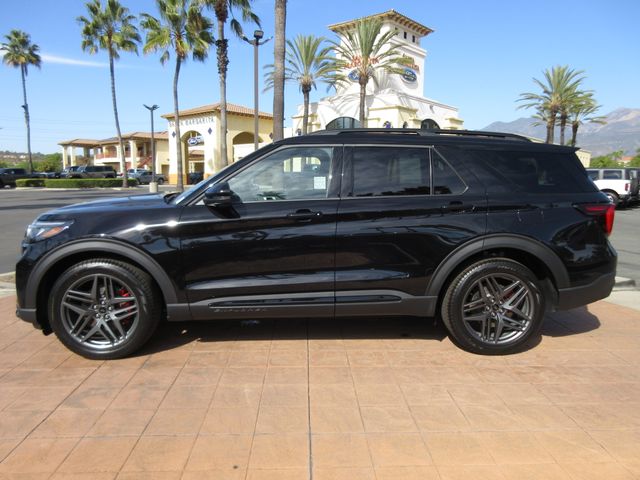 2026 Ford Explorer ST's photo