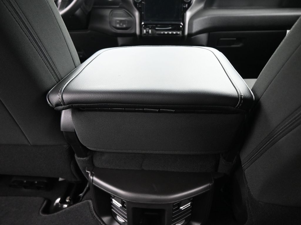 2025 Ram 2500 Tradesman photo 26