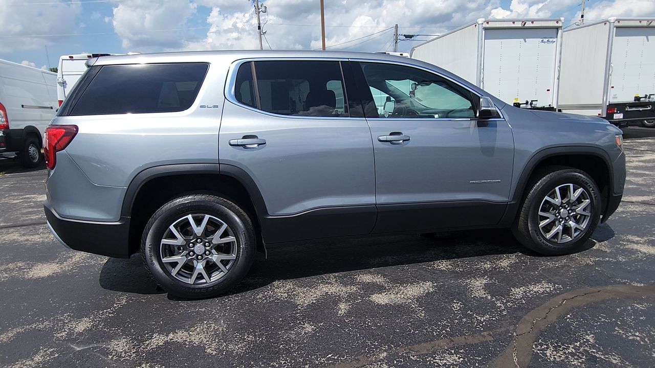 2023 Gmc Acadia SLE photo 9