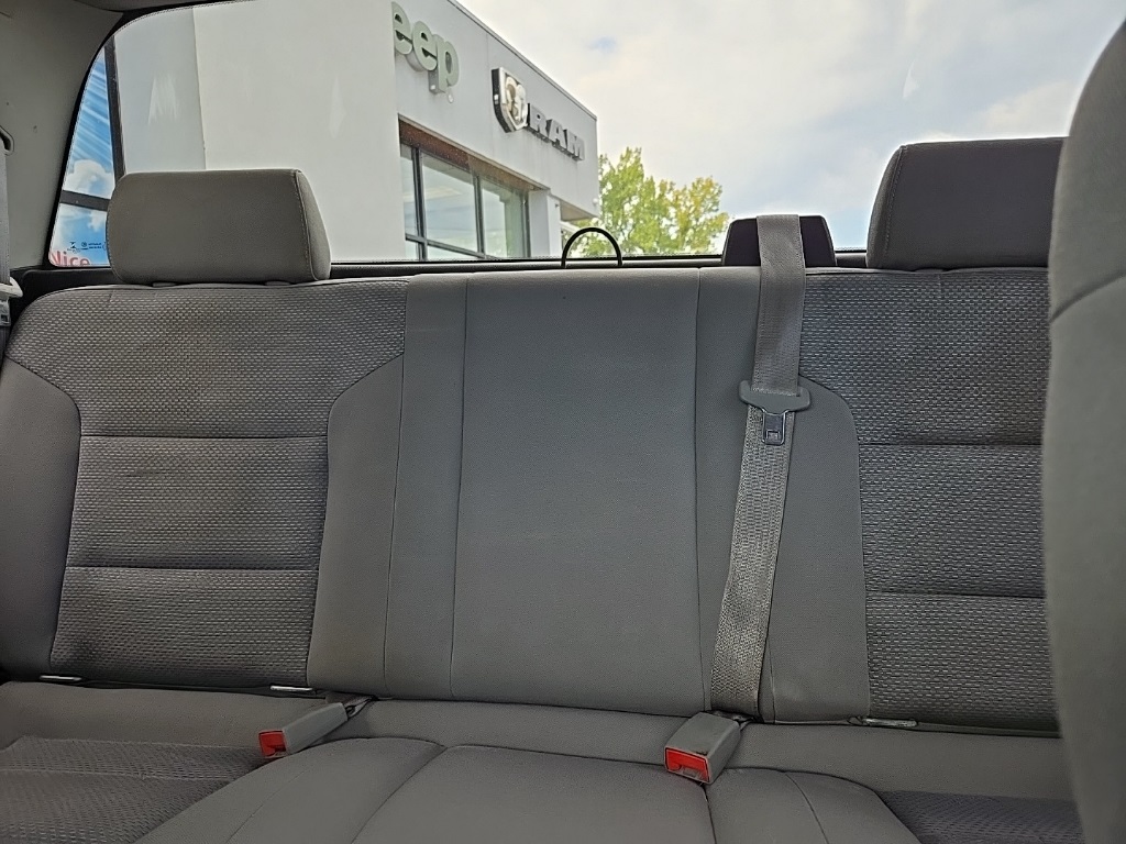 2015 Gmc Sierra Base photo 44
