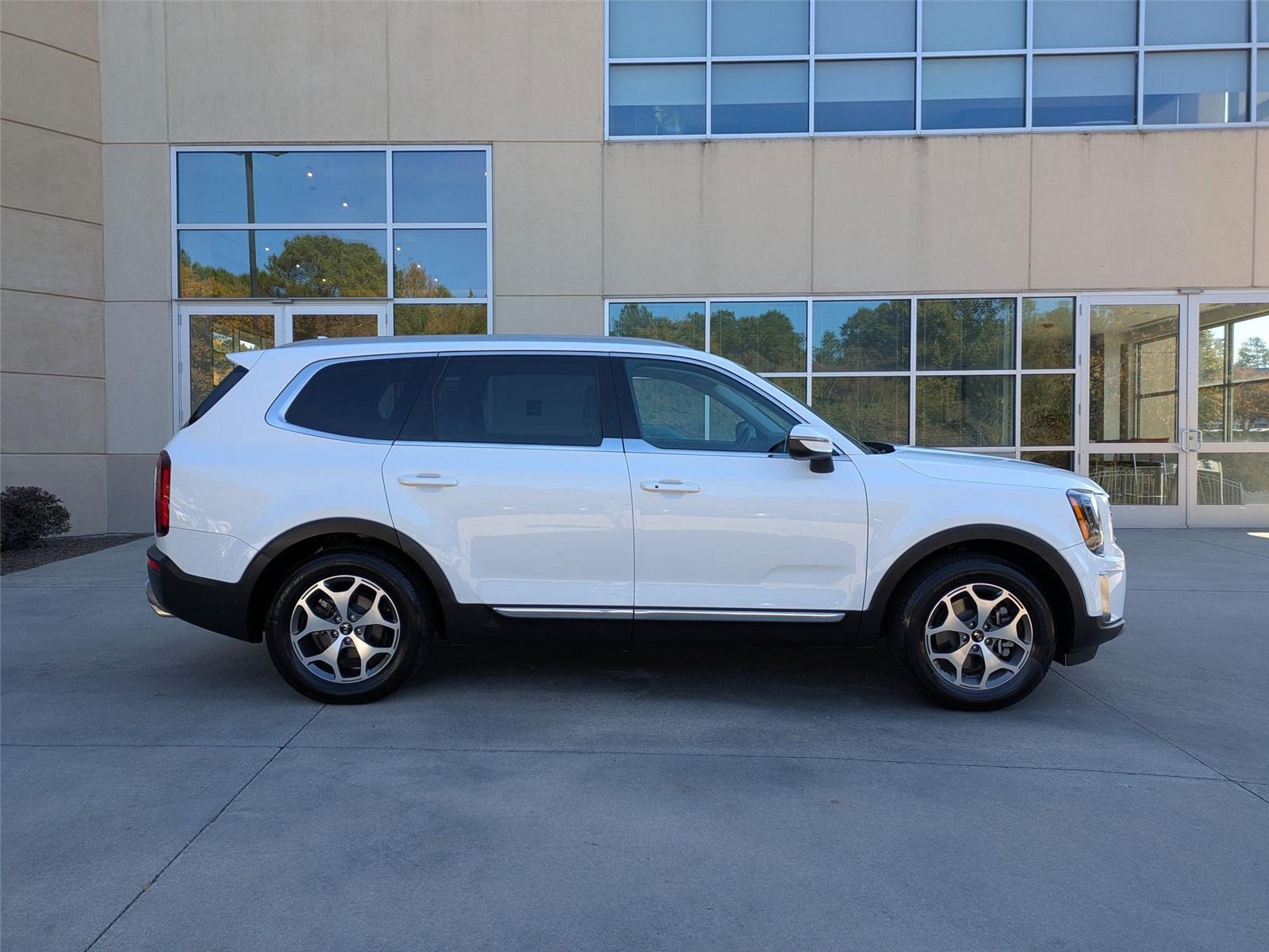2020 Kia Telluride EX photo 4