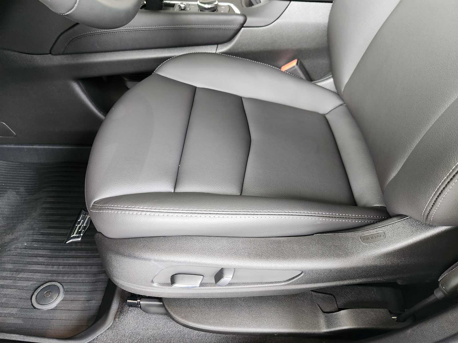 2025 Cadillac XT5 Luxury photo 16