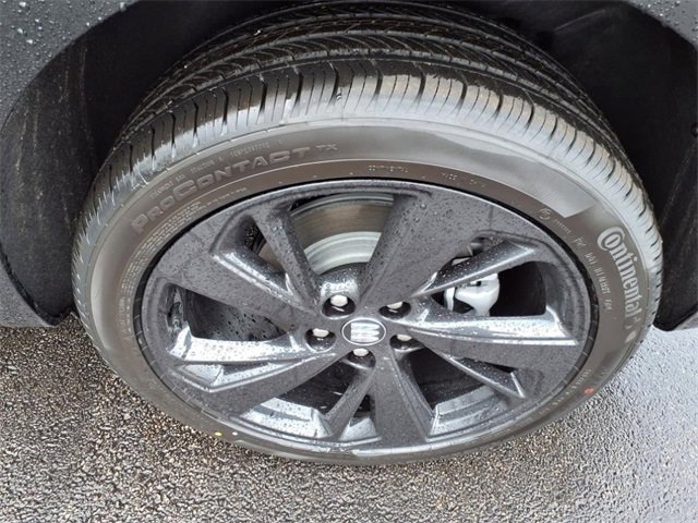 2025 Buick Envision Sport Touring photo 3