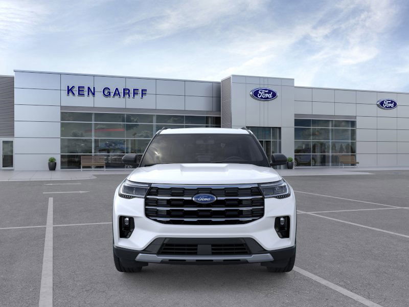 2026 Ford Explorer photo 3