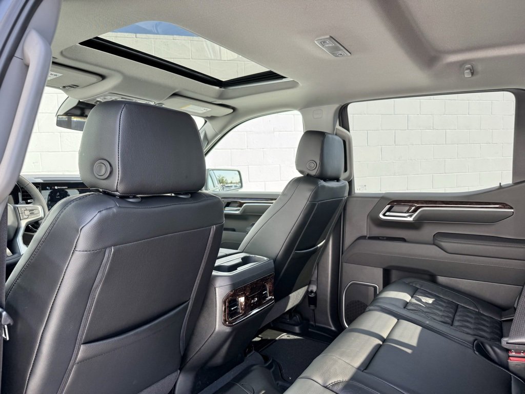 2025 Chevrolet Silverado 1500 RST photo 22