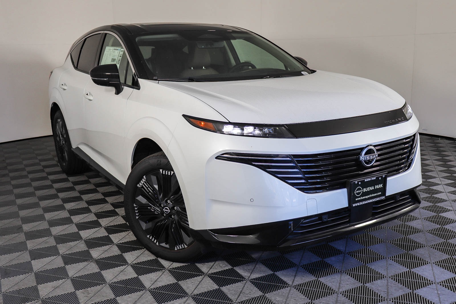 2025 Nissan Murano Platinum's photo