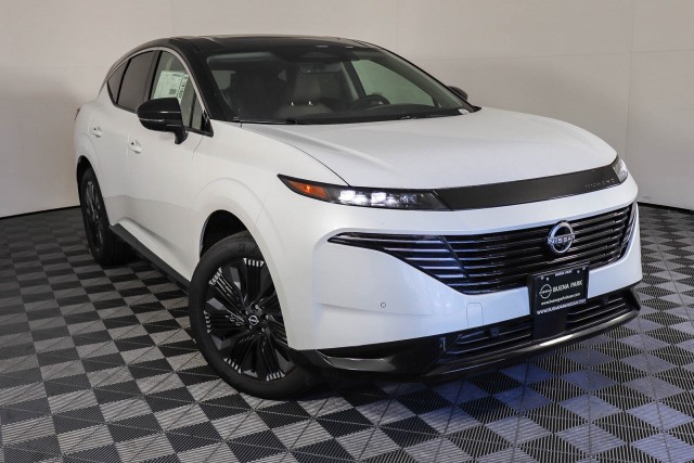 2025 Nissan Murano Platinum's photo